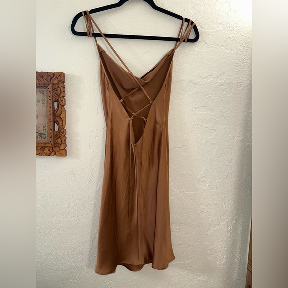 Silk Maison
Lounge Cowl Neck Mini Silk Slip
Dress - Picture 7 of 12